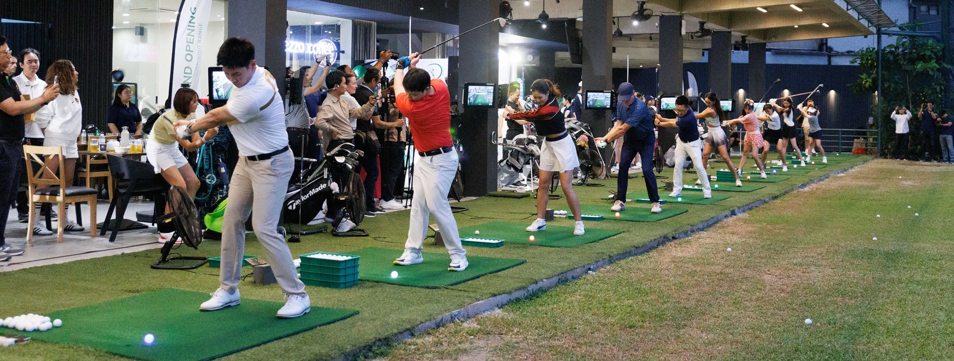 42 Tee-Off ประกาศเปิดตัวรูปโฉมใหม่ พร้อมให้บริการอย่างเต็มรูปแบบ - มีนาคม 14, 2025