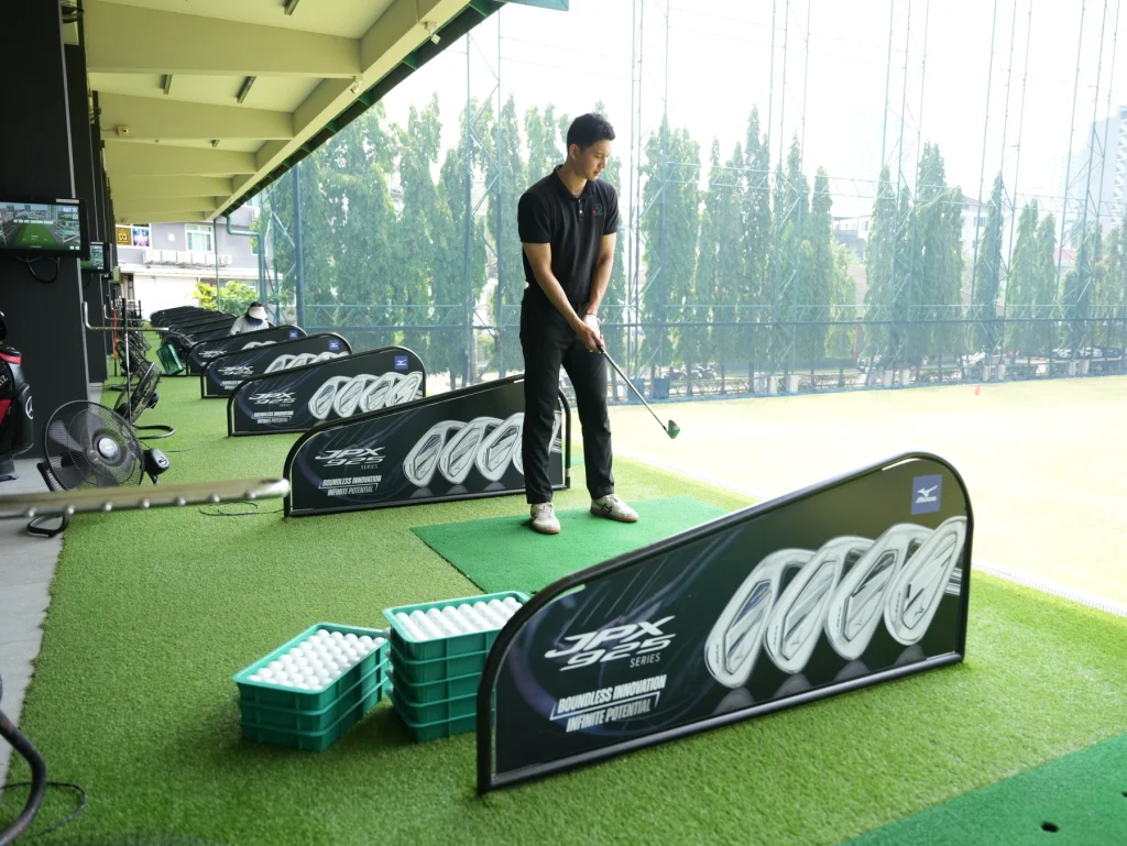 Golf as stress relief, night golf Bangkok wellness benefits