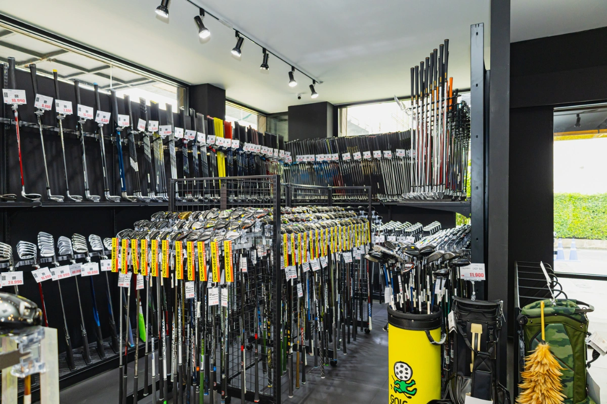 Best golf clubs for beginners on sale at Golf Partner store, 42 TEE-OFF Bangkok